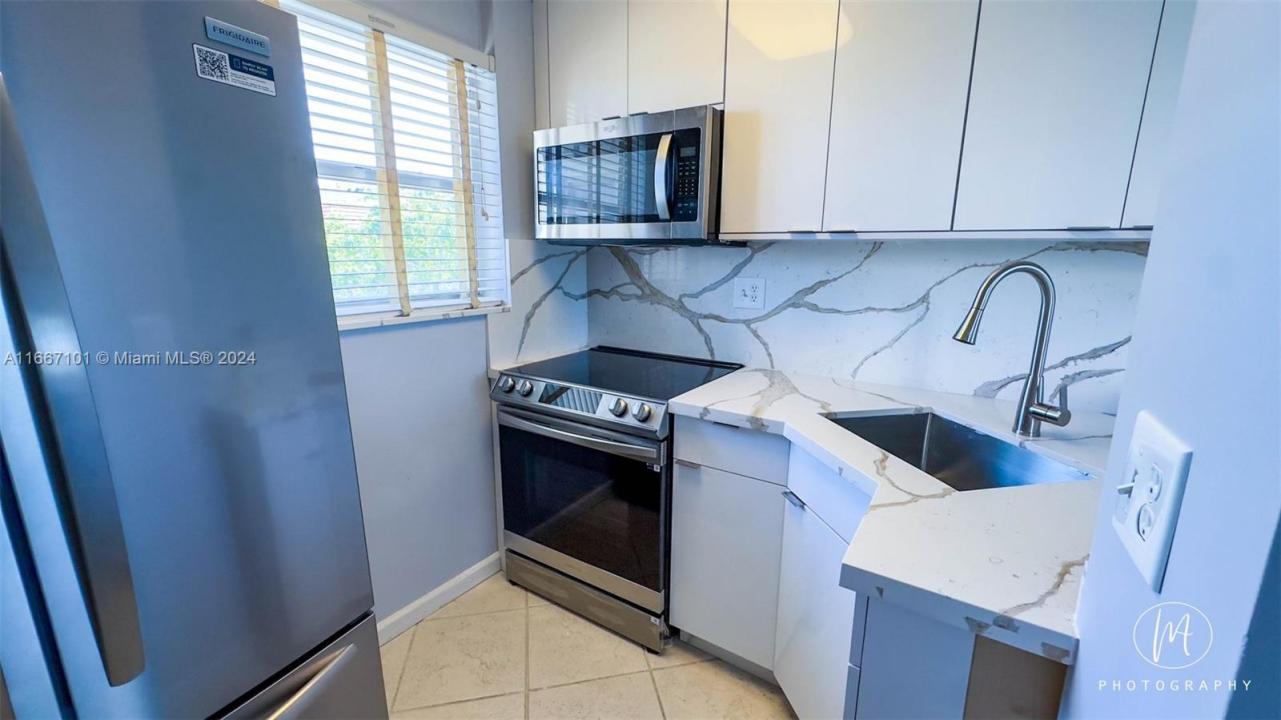 1731 SE 15th St 315, Fort Lauderdale, Floryda 33316, USA