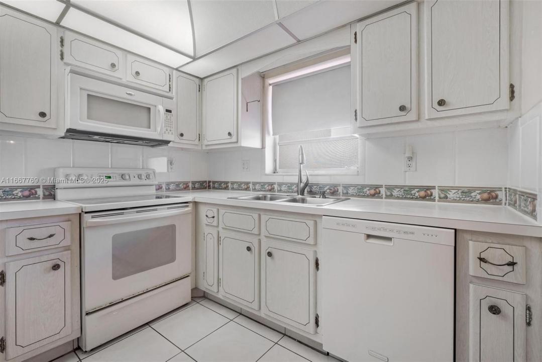 5300 Washington St C111, Hollywood, 佛羅里達州 33021, 美國
