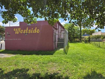 6210 NW 22nd Ave, Miami, Florida 33147, USA