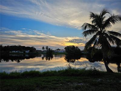 2737 NW 24th Ave, Oakland Park, Florida 33311, USA