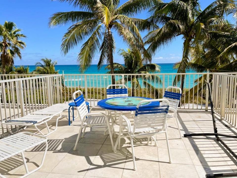 6345 Collins Ave 435, Miami Beach, Floride 33141, États-Unis