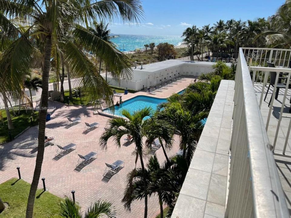 6345 Collins Ave 435, Miami Beach, Floride 33141, États-Unis