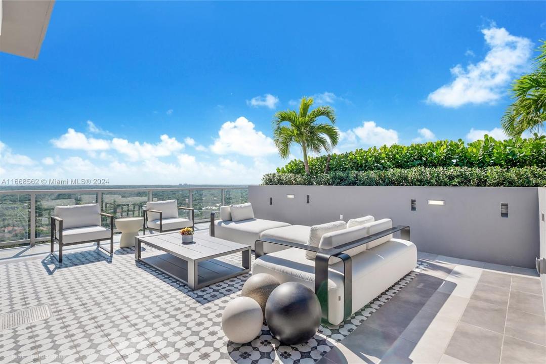 9600 S Dixie Hwy B1-B10, Miami, Florida 33156