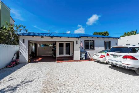 1369 Biarritz Dr, Miami Beach, Florida 33141, USA