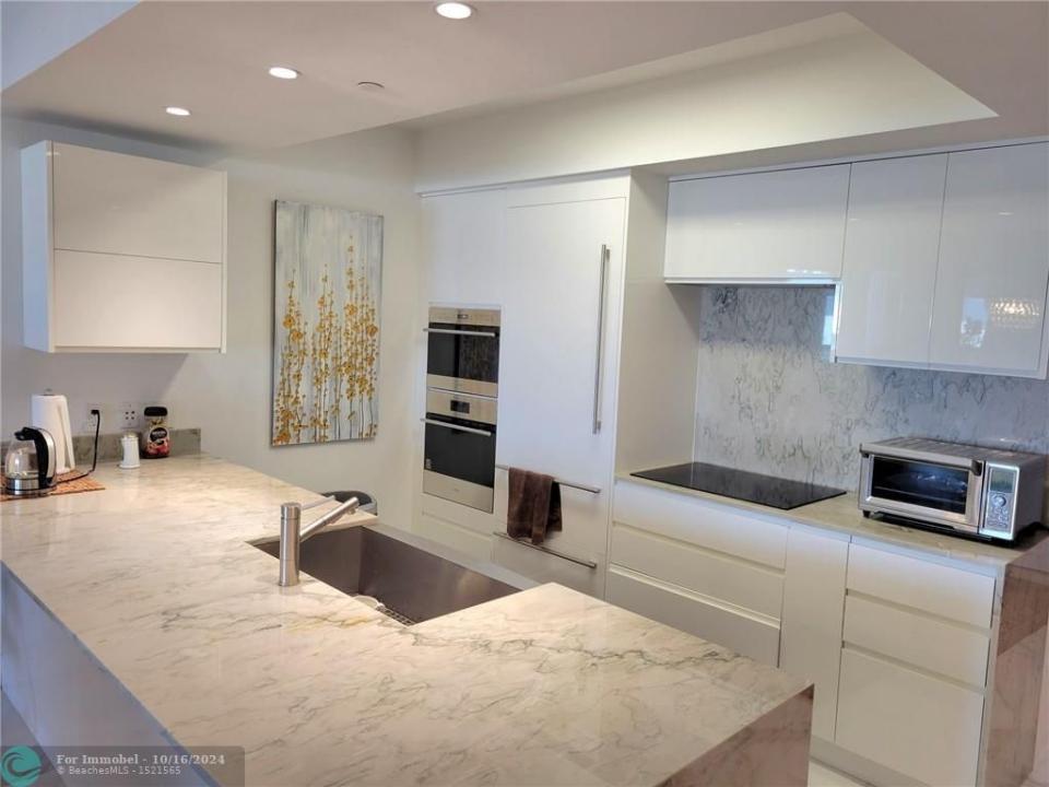 1830 S Ocean Dr 5111, Hallandale Beach, Florida 33009