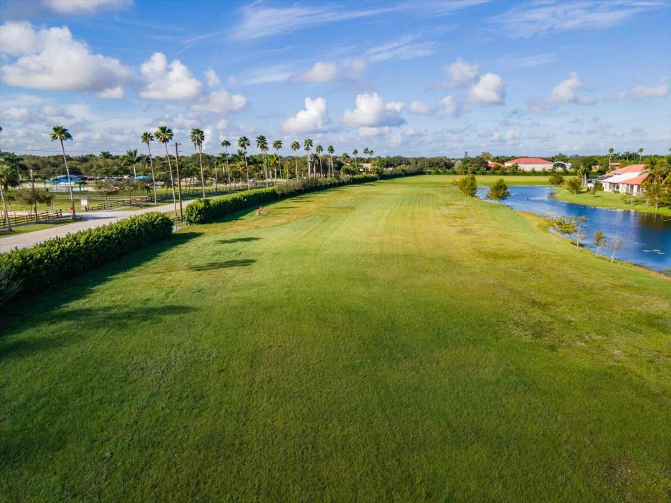 2970 Greenbriar Boulevard, Wellington, Floryda 33414, USA