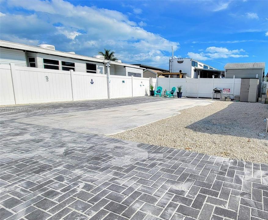 325 Calusa St 376, Key Largo, 佛罗里达州 33037, 美国