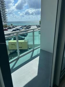 Hollywood, Florida 33019, USA