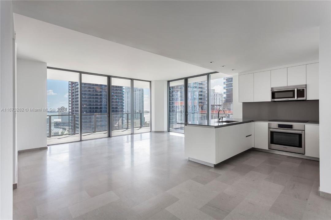 88 SW 7th St 2101, Miami, Florida 33130, Stati Uniti