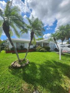 4200 NW 47th St, Tamarac, Florida 33319, USA