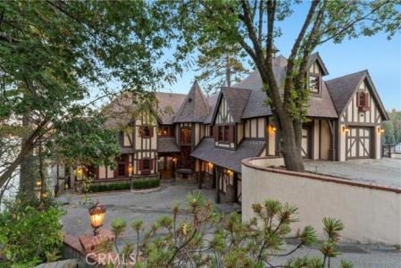 Bayshore Drive, Lake Arrowhead, קליפורניה 92352, ארצות הברית של אמריקה
