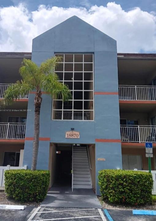 18870 NW 57th Ave 108, Hialeah, Florida 33015, Stati Uniti