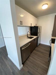 4341 McNab Rd 17, Pompano Beach, Florida 33069, USA