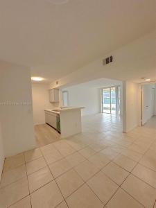 4045 W Mcnab Rd 106G, Pompano Beach, Florida 33069, USA