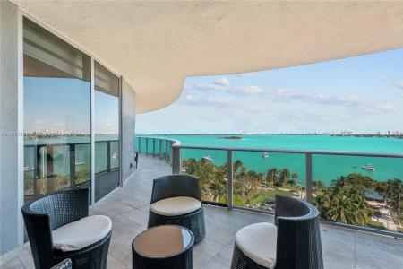 488 NE 18th St 908, Miami, Florida 33132, USA
