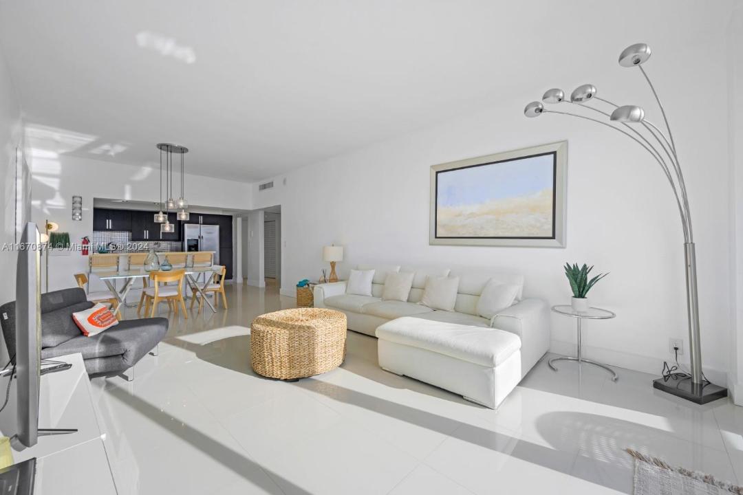 19370 Collins Ave PH-14, Sunny Isles Beach, Florida 33160