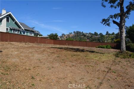 college ave, Whittier, California 90602