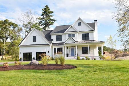 01 Paula Lane, Cranston, ロードアイランド 02921, アメリカ合衆国