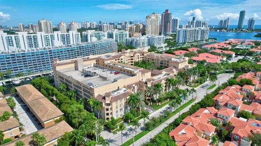 3001 NE 185th St 114, Aventura, Florida 33180, USA