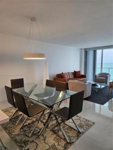 5601 Collins Ave 1605, Miami Beach, Florida 33140, USA