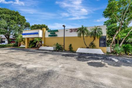 3157 N University Drive, Davie, Florida 33024