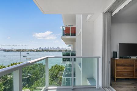 1000 West Ave 628, Miami Beach, Florida 33139, USA