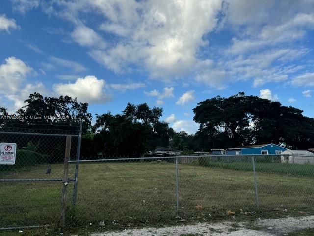 24xx NW 55 St, Miami, Floride 33142, États-Unis