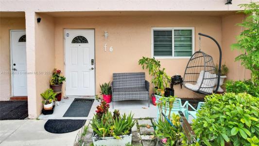 550 SW 115th Ave 306F, Sweetwater, Florida 33174, USA