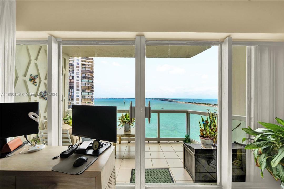 2451 Brickell Ave 17G, Miami, 佛羅里達州 33129, 美國