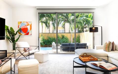 3110 Elizabeth St 3110, Miami, Florida 33133, USA