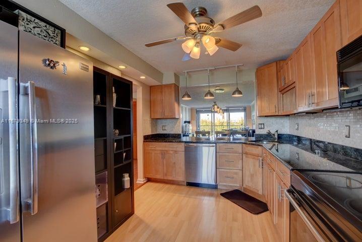 1631 Riverview Rd 604, Deerfield Beach, Флорида 33441, Соединенные Штаты