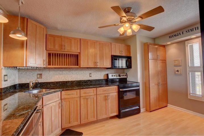 1631 Riverview Rd 604, Deerfield Beach, Флорида 33441, Соединенные Штаты