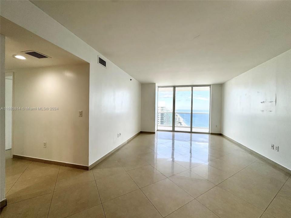 1830 S Ocean Dr 4711, Hallandale Beach, Floride 33009, États-Unis