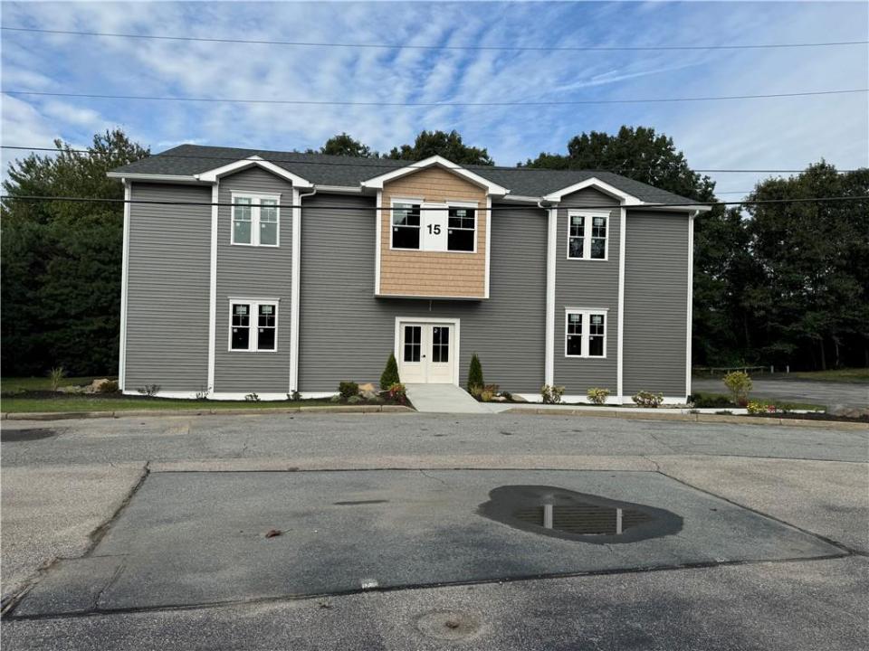 33 College Hill Road Blg 15, Warwick, Rhode Island 02886