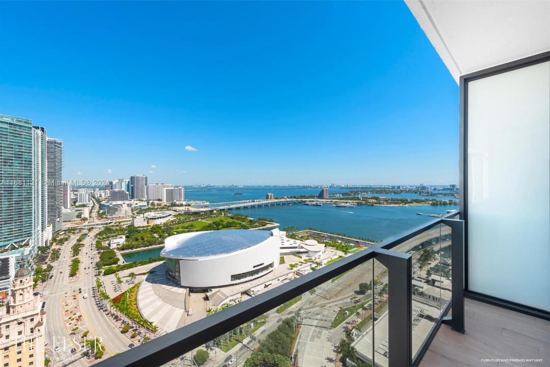 398 NE 5th St 2102, Miami, Floride 33132, États-Unis