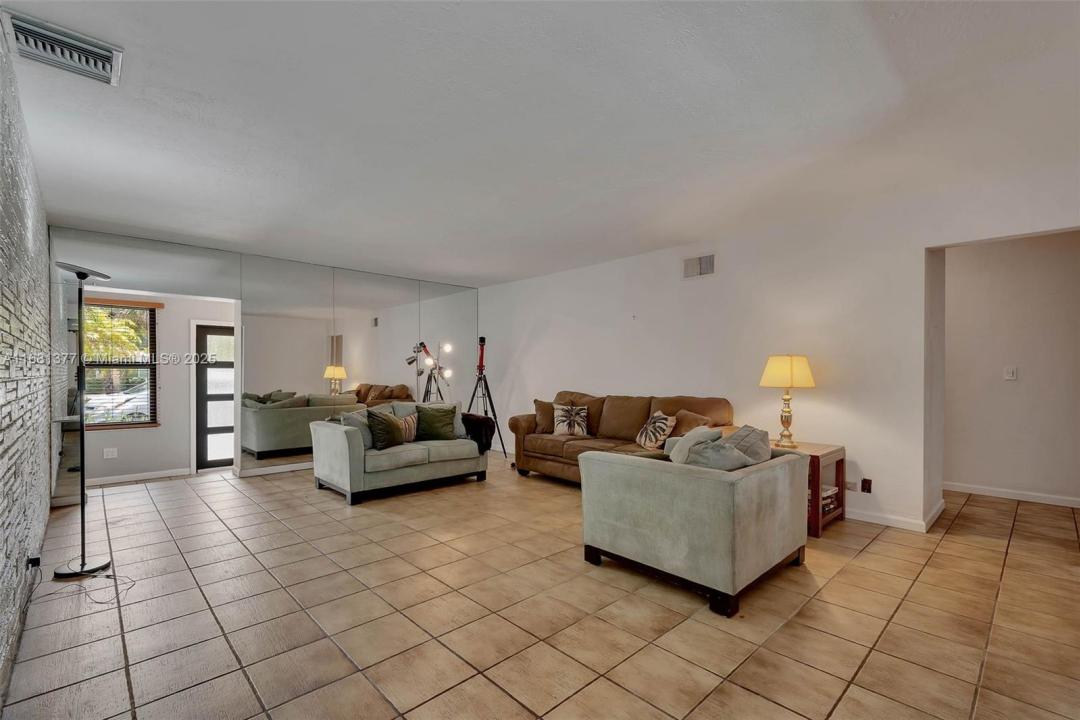 7901 SW 133rd St, Pinecrest, فلوريدا 33156, الولايات المتحدة