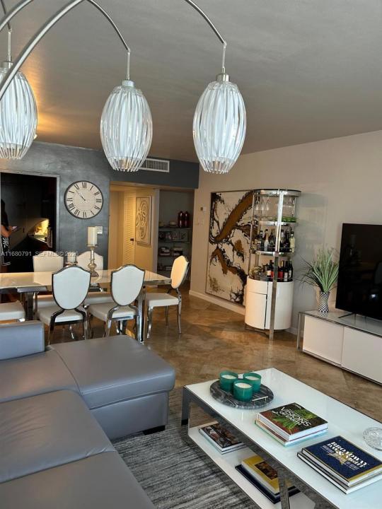 100 Lincoln Rd 608, Miami Beach, Florida 33139, Stati Uniti