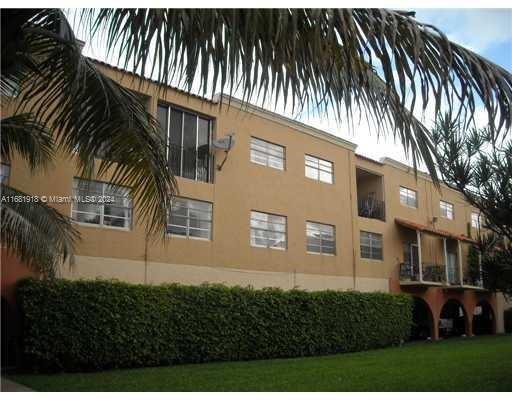 1305 W 53rd St 410, Hialeah, 佛罗里达州 33012, 美国