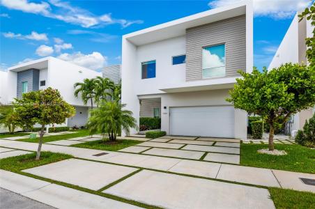 10580 NW 67th Ter, Doral, פלורידה 33178, ארצות הברית של אמריקה 