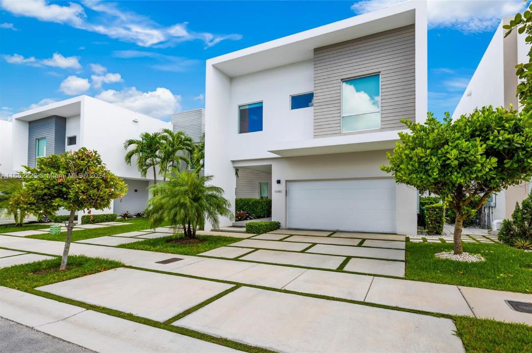 10580 NW 67th Ter, Doral, פלורידה 33178, ארצות הברית של אמריקה 