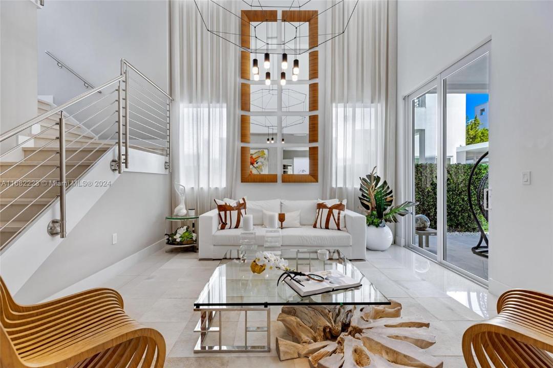 10580 NW 67th Ter, Doral, פלורידה 33178, ארצות הברית של אמריקה 