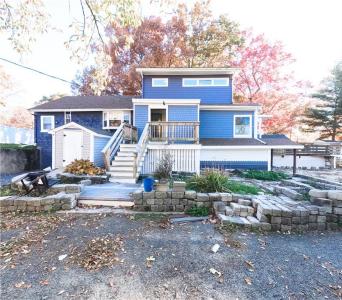 39 Louise Street, Woonsocket, RI 02895, USA