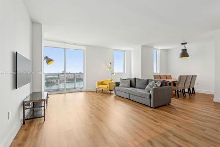 244 Biscayne Blvd 2203, Miami, Florida 33132, USA
