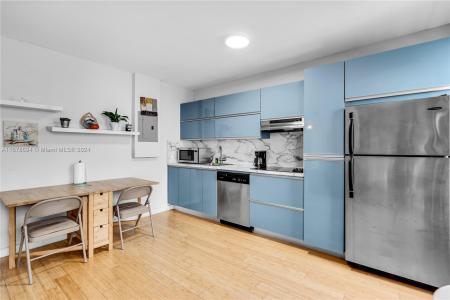 1512 Washington Ave 305, Miami Beach, Florida 33139, USA