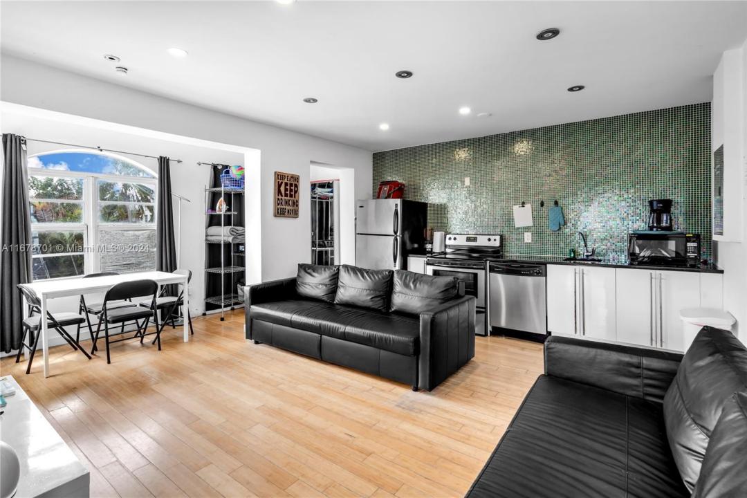 1512 Washington Ave 302, Miami Beach, Florida 33139
