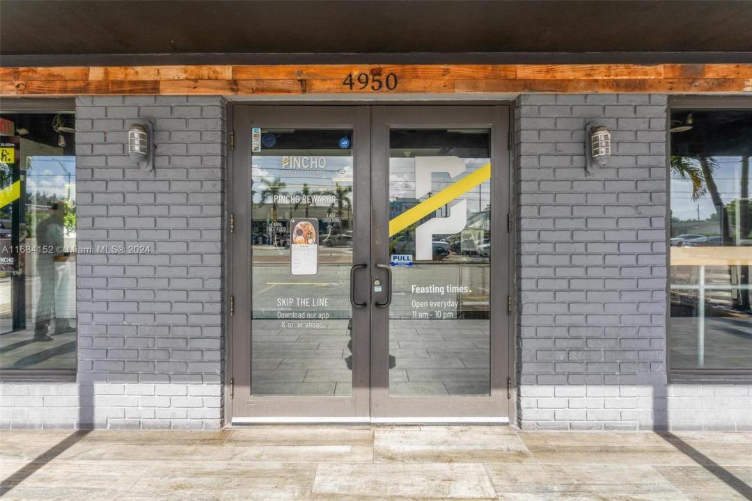 4950 W 12th Ave, Hialeah, 佛罗里达州 33012, 美国