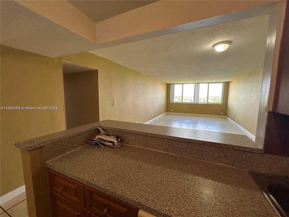 9143 SW 77th Ave B802, Miami, Florida 33156, Estados Unidos