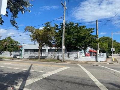 2901 NW 17th Ave, Miami, Florida 33142, USA