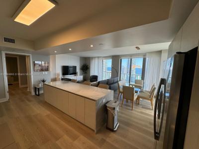 2600 E Hallandale Beach blvd T2701, Hallandale Beach, Florida 33009, USA
