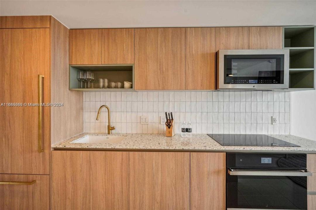 601 NE 1st 4114, Miami, Florida 33132, Estados Unidos